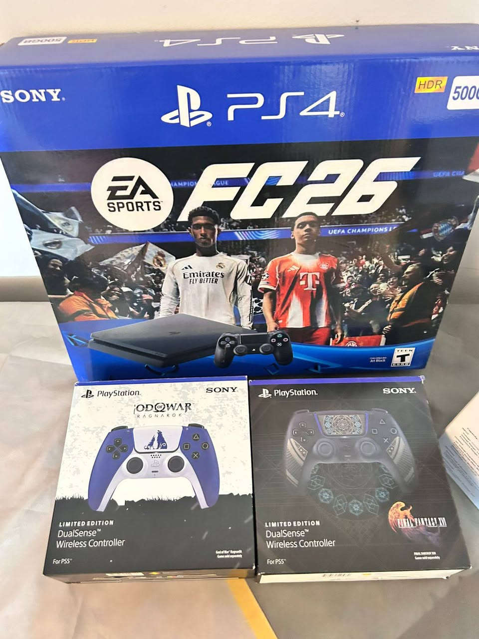 السلام عليكم..من رخصة الأدمن
بلي 4 مهكر نضافة 100%
مع ملحقاتة كاملة 
ويا 2 جوستكات بلي 5 جديدات
يو بي اس 850 نوعية راقية ويشغل حتة البلازمة
هارد خارجي 500 كيكا وبي 11 لعبة قوية 
من ضمن الالعاب فيفا 2026 
الجهاز حيل نضيف بكل الجوانب ومحافض عليي كلش 
سعرة (320) وبي مجال 
رقمي للتواصل...
***********
