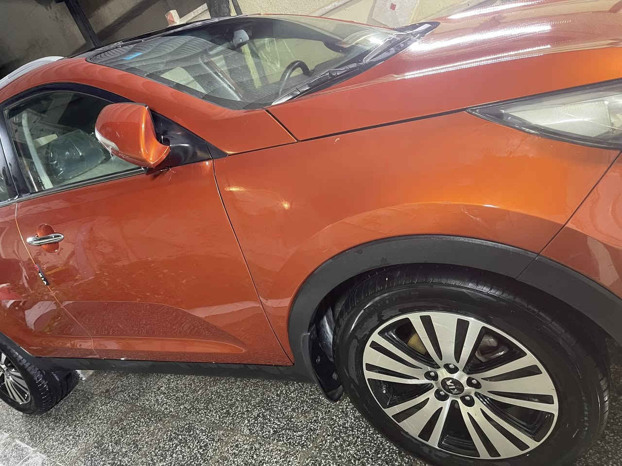 سلام عليكم للبيع
سبورتج موديل 2015 
محرك 2000 دوش 
فول مواصفات خليجي 
تخم تاير جديد صدر امامي خلفي جديد 
اي نقص مابيها فقط البنيد صبغ 
سونار موجود بالمنشور محرك كير مكفولات
سعرها 155 وبيها مجال سيارة بسمي 
***********￼
