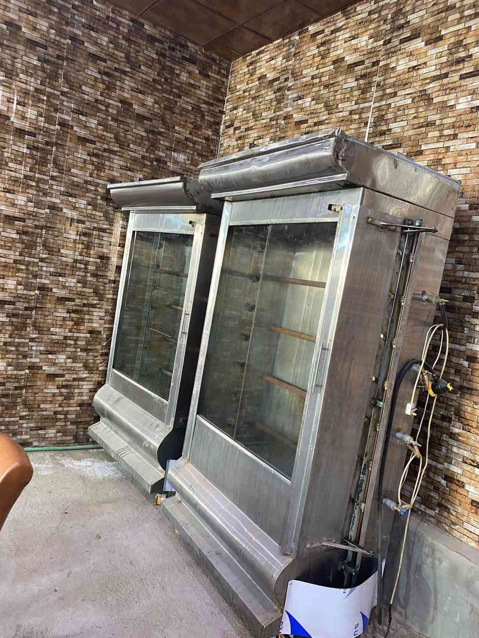 السلام عليكم شواية دجاج استعمال قليل تفصال الستيل 0-8 العنوان بغداد العامريه السعر 1700 ملاحظه اني مكلف بلنشر الاستفسار ع الهاتف ***********
