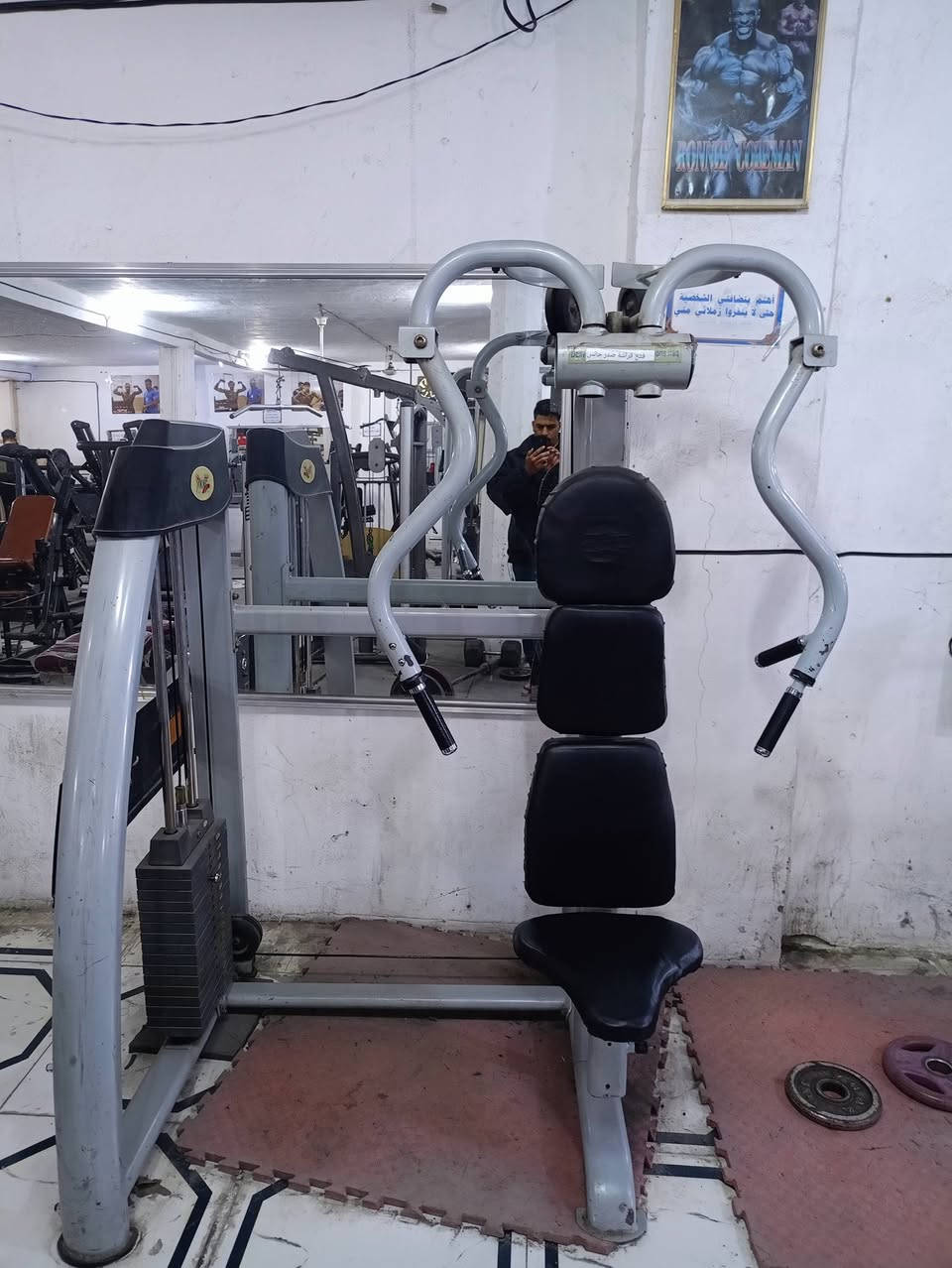 أجهزة تنباع شلع شلع بدون مفرد سعر الجهاز 250 ألف امريكي و صيني و عراقي وينهم جماعة القاعات الشعبية تأخذلك نص قاعة أجهزة أساسية ترتب مشروعك بيهن و سعر اخو البلاش . عنواني ميسان قضاء قلعة صالح *********** .
