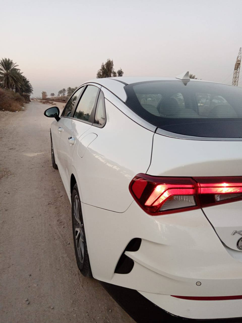 السلام عليكم اخوان عندي كي فايف خليجي فول مواصفات موديل ٢٠٢٢ مكينه مامفتوحه ٢٠٠٠ بلادية السياره مكفوله من الصبغ والتبديل مكان السياره بابل قرب سيطرة الاثار  رقم اربيل دولي السعر ١٩٥ وبيه مجال قليل ترهم مراوس عادي ***********
