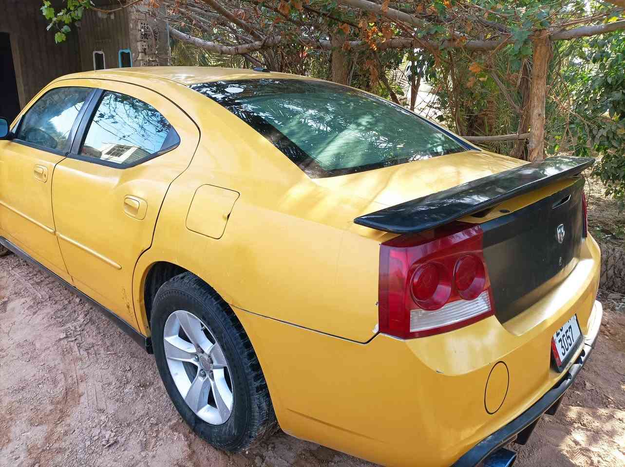 السلام عليكم جارجر للبيع 2010 رقم انكلييزي خطه ناصرية  رقمه نجف  رقم الهاتف ***********
