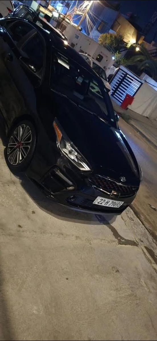 فورتي GT 2021 فول
بصمه 

دشبول متغير الالوان بلادي 

رادار امامي خلفي 

محرك 1600 تيربو 

كشنات تدفئه تبريد امامي خلفي 

فتحة سقف 

ماشية 68000 ميل 

ضرر قطعه وحده فقط صور الحادث مرفقه 

مكان السياره بغداد العطيفيه 

السعر 145$ وبيها مجال 

***********
