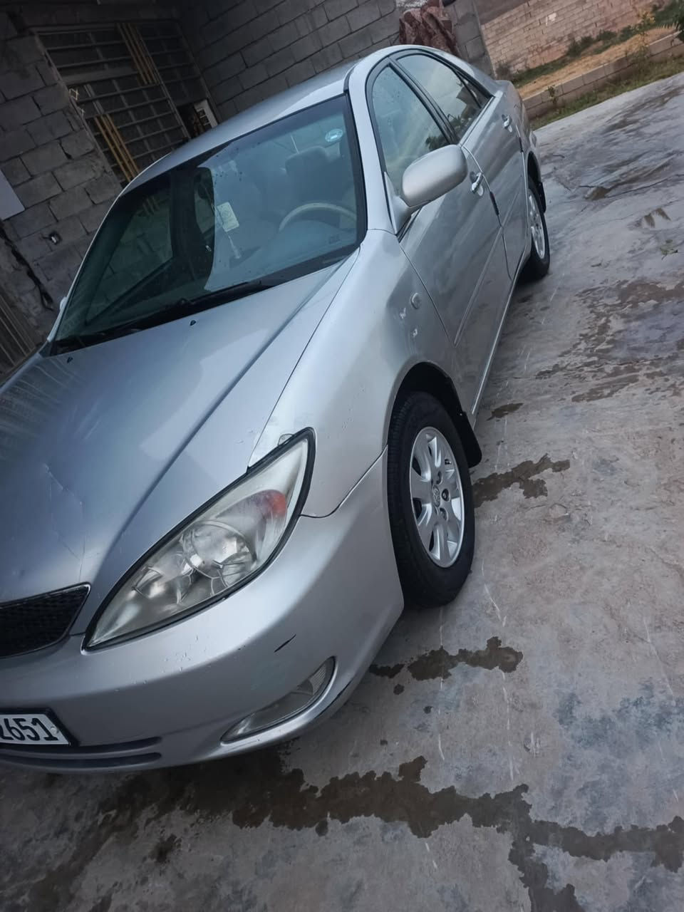 للبيع كامري موديل 2004 بيهه صبغ 2 قطعتين محرك سته سلندر رقم اربيل جديد السعر 95 ورقه بيهه مجال هذا الرقم ***********
