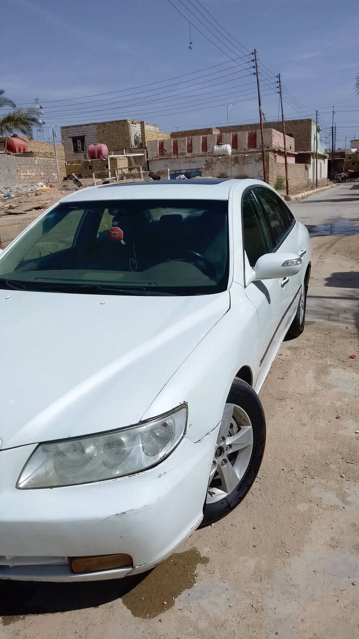 البيع هونداي ازيره موديل 2006خليجي تحكمات ستيرن يمين يسار برده خلفيه تخم تأير جديد محرك 6سندر 3300 سياره خير من الله بيه صبغ أقل من التريشه و شبر بل  الباب خلف سائق  السعر 85 وبيه. مجال  لاواساب مفتوح ***********مستعجل علا بيع المكان ذي قار قضاء سيد خيل
