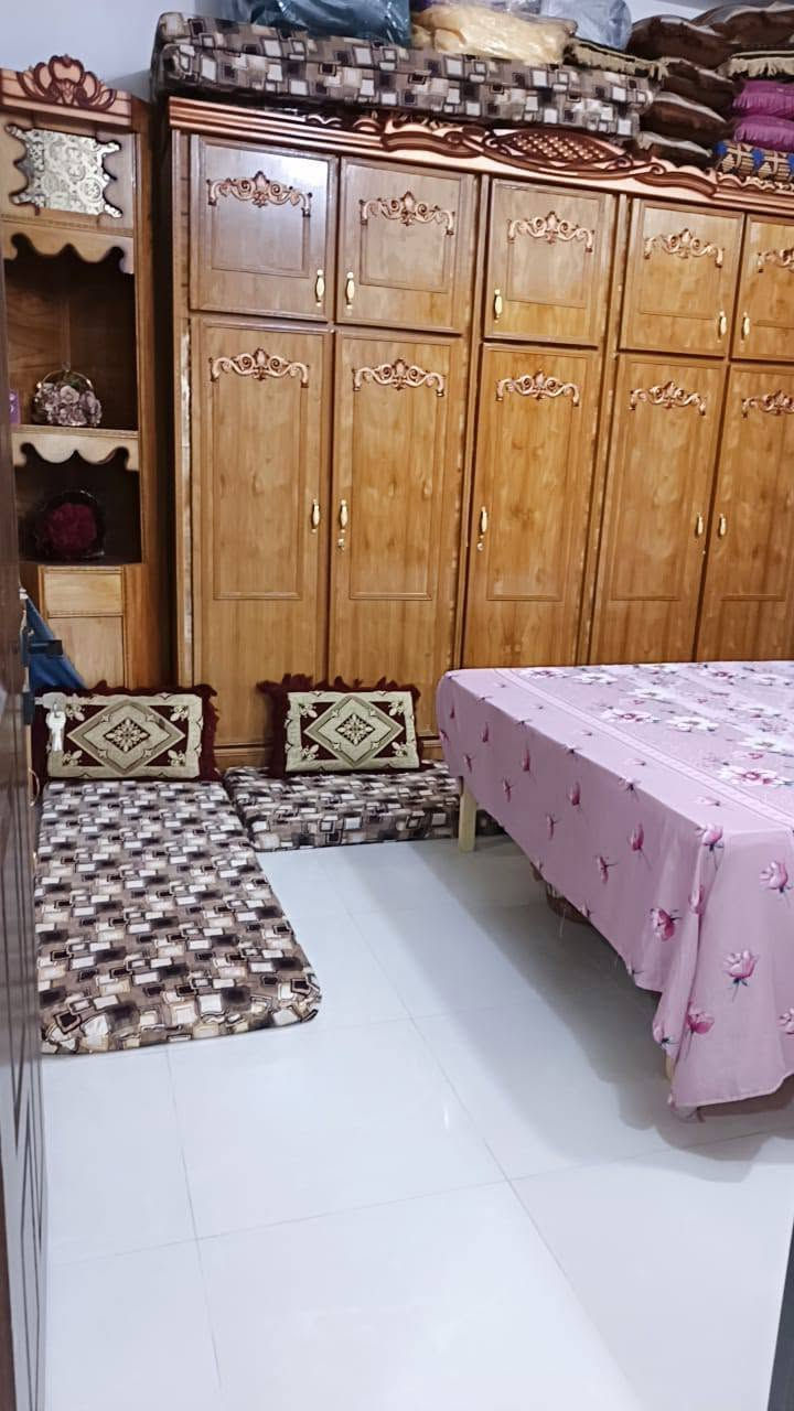 🚨 بيت للبيع بسعر مناسب - بناء حديث 🚨
​فرصة مميزة لامتلاك منزل جاهز للسكن الفوري في موقع هادئ ومميز! امامه التبليط وماء وكهرباء 🫡
​🏡 مواصفات الدار:
​المساحة: 100 متر مربع.
​التصميم والنوع: بناء حديث، طابق واحد.
​الحالة: البيت جاهز تماماً، ومسكون لمدة قصيرة جداً (بحكم الجديد).
​التفاصيل الإضافية: موضحة بالكامل في الصور المرفقة.
​📍 الموقع:
الفلوجة - البجويلة.
​📞 للاستفسار والتواصل مباشرة مع المالك:
واتساب أو اتصال: ***********

