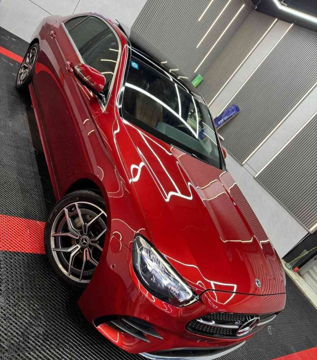 مارسدس E200 توربوا 2021 خليجي استيراد خاص
ماشيه 12000 سيارة مخلفه نامو سيراميك
سنويه جديده
كير ومحرك مكفول 
سياره بلاديه 

🟪 السعر  :: الطلب في التعليقات ويوصلك مباشرة ✍️ 📩

مخلفه نانوا سيراميك 
مكان السياره بغداد الكراده 
موديل 2021 

رقم صاحب سيارة
 ***********
