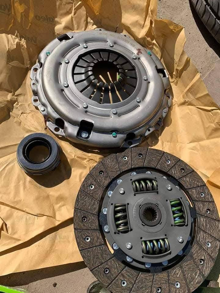 من ضمن اعمال ورشة الاخوين لصيانة السيارات 

العنوان البصره الجمهوريه قرب شركة سما لازم للزيوت 

 حسن العيداني ***********

تبديل ماطور منضومه مع تبديل بوستر بضمان سنه 

تبديل راديتر ماء سراوين اصلي مع ضمان سنه 

تبديل عنبار بريك اصلي مع الضمان 

ادامت محرك دوج جارجر ٣٦٠٠ بل كامل 

تبديل كلج فاليو اصلي وكاله مع ضمان سنه كامله 

صيانة منضومة تبريد بل كامل مع تبديل الكمبريسر

العنوان البصره الجمهورية قرب المرور سابقا ورشة الأخوين *********** حسن العيداني
