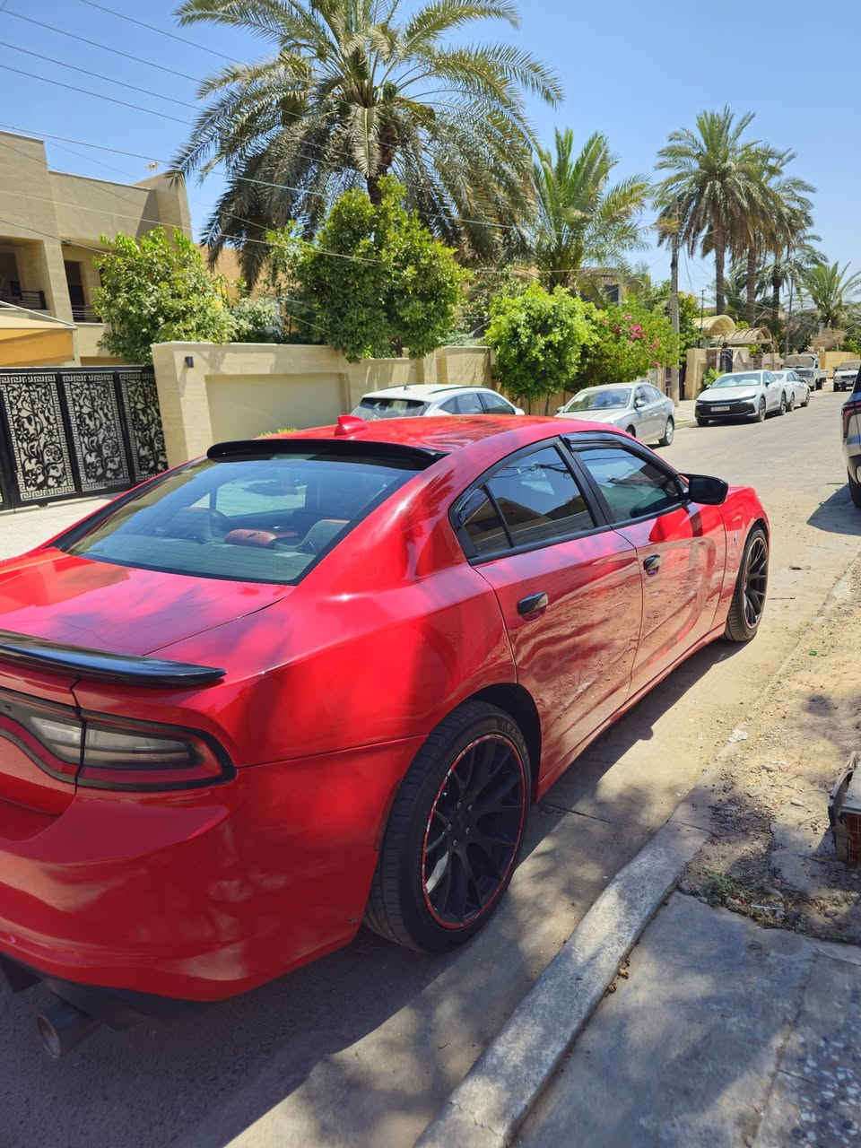 السلام عليكم
..........
للبيع او مراوس 
دوج جارجر 2017 sxt
محرك 3600
لون  احمر
تو ويل
شاشة كبيرة
كشنات كهرباء +تدفئه
مري هيتر
تشغيل عن بعد+دخول ذكي
بصمة ابواب وصندوق  
رقم سليمانيه  
داخله كلين السياره 
السيارة بيها اربع قطع صبغ بدون دواخل
بجم كبس 

السعر 185
للاستفسار ***********
***********📞
واتساب او اتصال
......................
