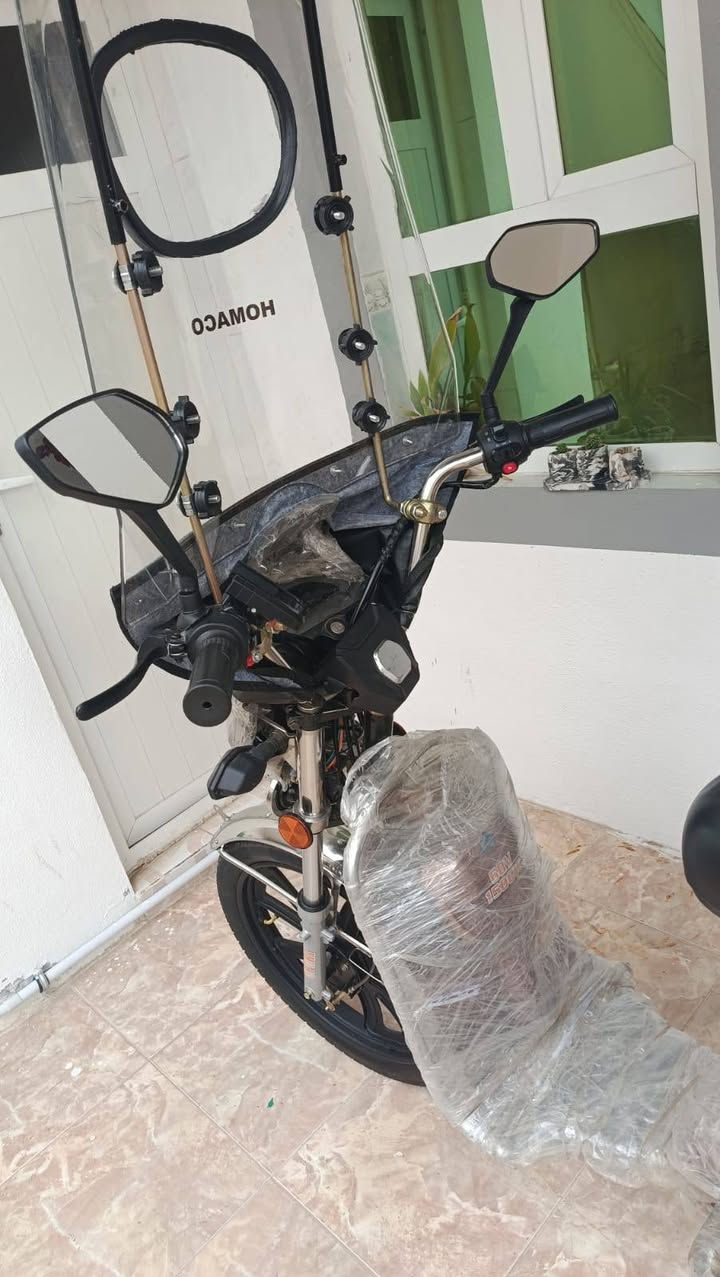 موطور للبيع شحن بطاريات 5 + 60 فولت سعر قفله 500 الف 
رقم تواصل *********** وهم بي وتساب الموقع اربيل لوان ستي أربيل, العراق
