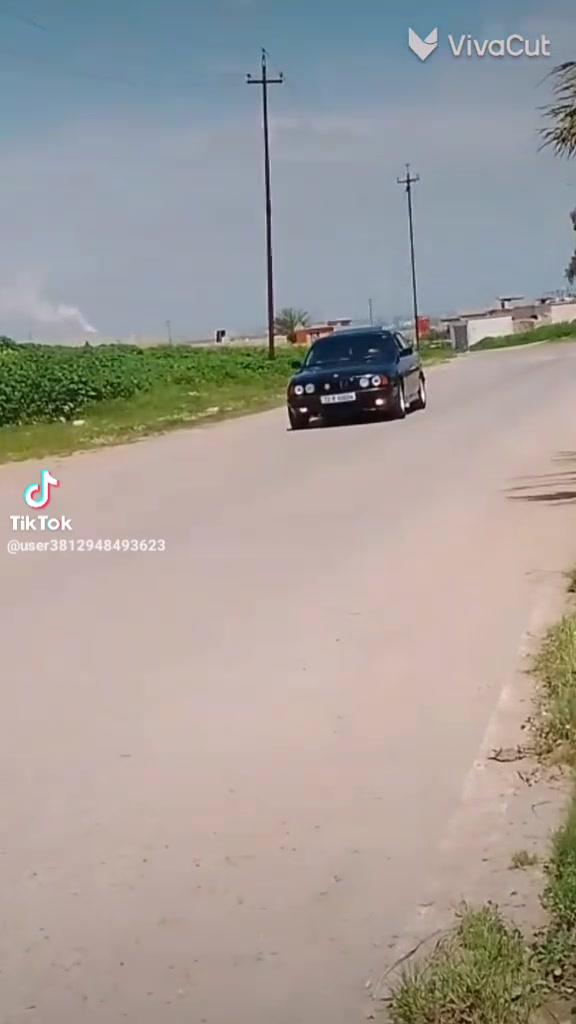 سلام عليكم بي ام البيع ***********
