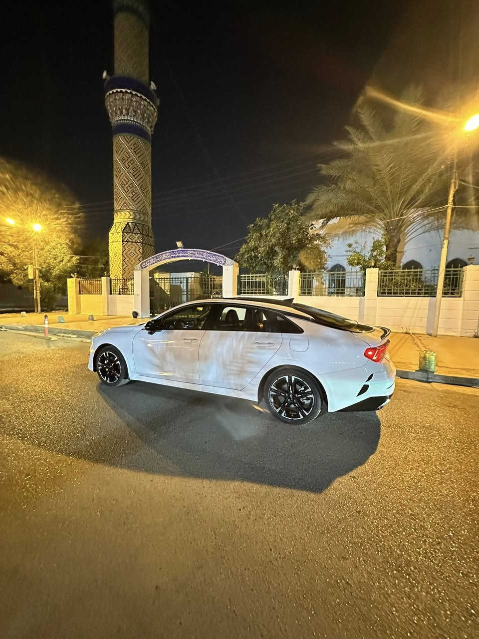 للبيع 
كي فايف 2024

وارد أمريكي 🇺🇸 

ماشيه 11.000 mi 

الكاميرا الخلفيه 

سقف بانوراما 

مستشعر وقوف 🛑 

حساسات ظغط إلاطارات 

مراقبة النقطه العمياء

نظام المفتاح الذكي 

تدفئه المقاعد 

مثبت السرعه

ابل كاربلاي 

تشغيل عن بعد 

صندوق ذكي

داخل احمر 

سايد بريك بصمه 

تحديد مسار 

رادار خلفي

رادار امامي 

شحن واير ليس

كشن كهرباء ⚡️ 

وضعيات قياده عدد 5

مانع انزلاق 

قياده ذاتيه 

تحكم ستيرن 

توقف ذاتي 

ترحيب عند الاقتارب 

السيارة بعد بيها هواي مواصفات 

صور الحادث مرفقه مع المنشور 

مكاني بغداد للاستفسار:***********
