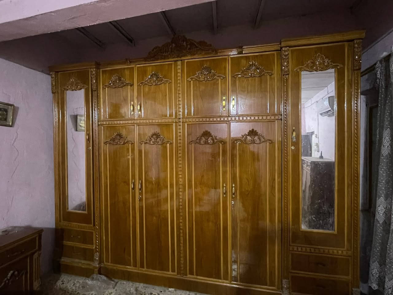 غرفة صاج للبيع نظافة 90 ٪؜ للتواصل ***********
