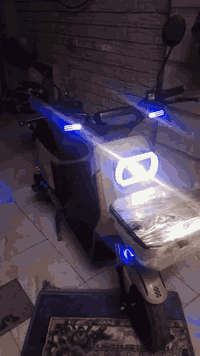 F/16
السلام عليكم ماطور شحن فول مواصفات خمس بطاريات دبل 30 امبير سرعه٩٩ نضام بك بريكات  هيدروليك عنوان موصل يارمجه الشرقيه الثانيه *********** السعر 500 بي مجال
