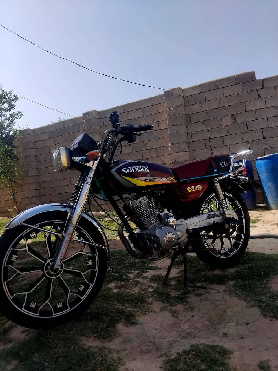 سلام عليكم ماطور للبيع سيفان  موديل 24 محرك 200 السعر 450 وبي مجال مكان تكريت مكلف بالنشر الرقم ‏‪***********‬‏
