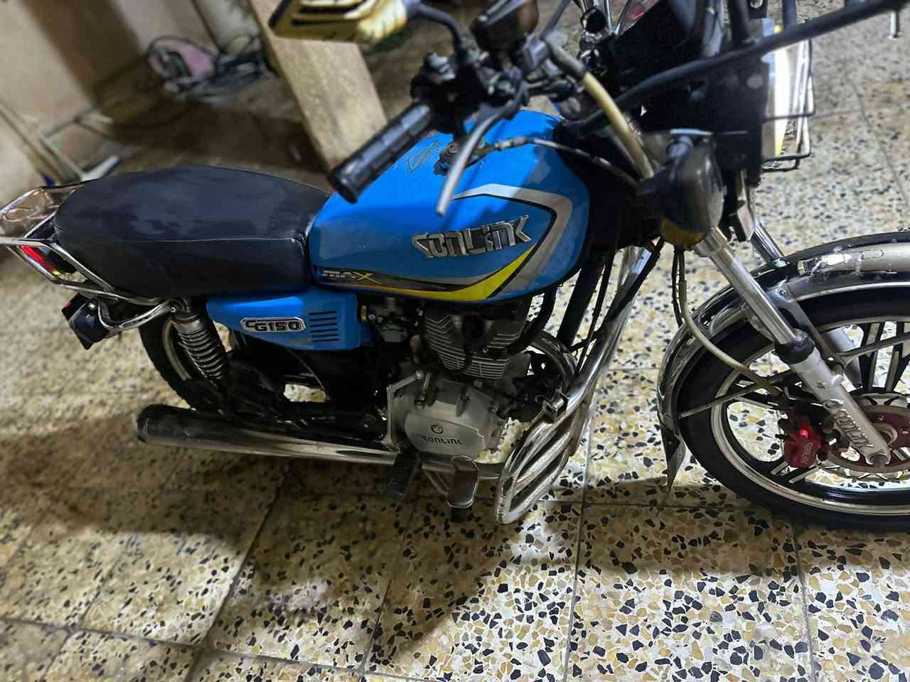 السلام عليكم 
ماطور  أيراني للبيع موديل 2022 ماطور كلش نضيف
السعر(650) وبي مجال للاستفسار على هذه رقم
***********
