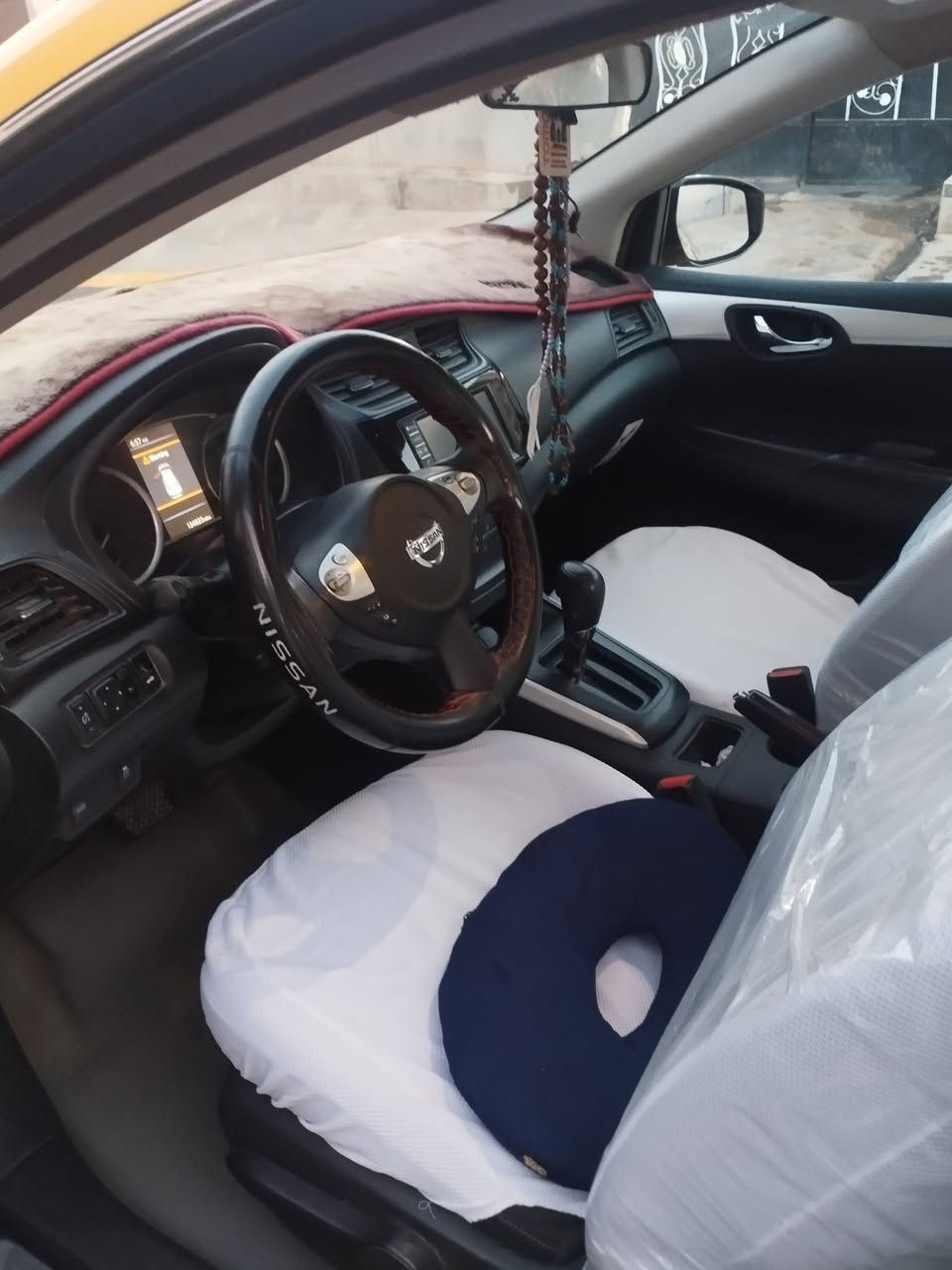 سلام عليكم للبيع سياره نيسان سنترا موديل 2019 كندي الاستفسار والسعر على خاص او على رقم ***********
