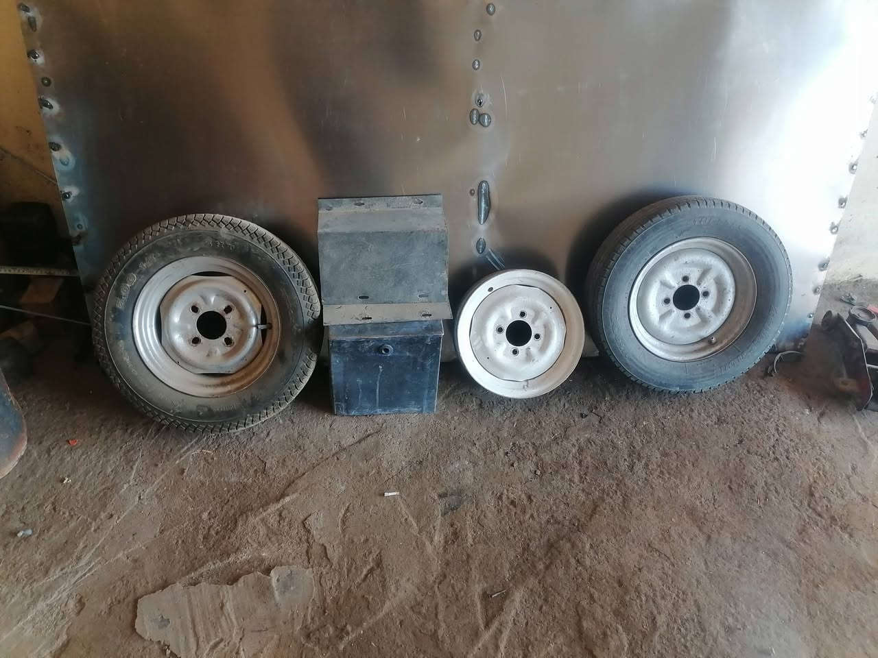 السلام عليكم غراض ستوته لبيع سعر خاص رقم تلفون ***********
