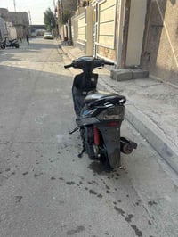 دراجه ماكس عدله للبيع مستعجل ع بيعتها                 هاتف 07703421773