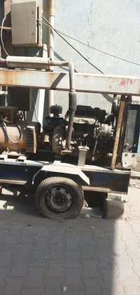 مولدة للبيع كيامحرك 3000(جلنتر30kVنحاس )مشتغلة موسم واحدالسعرعلى الخاص...
