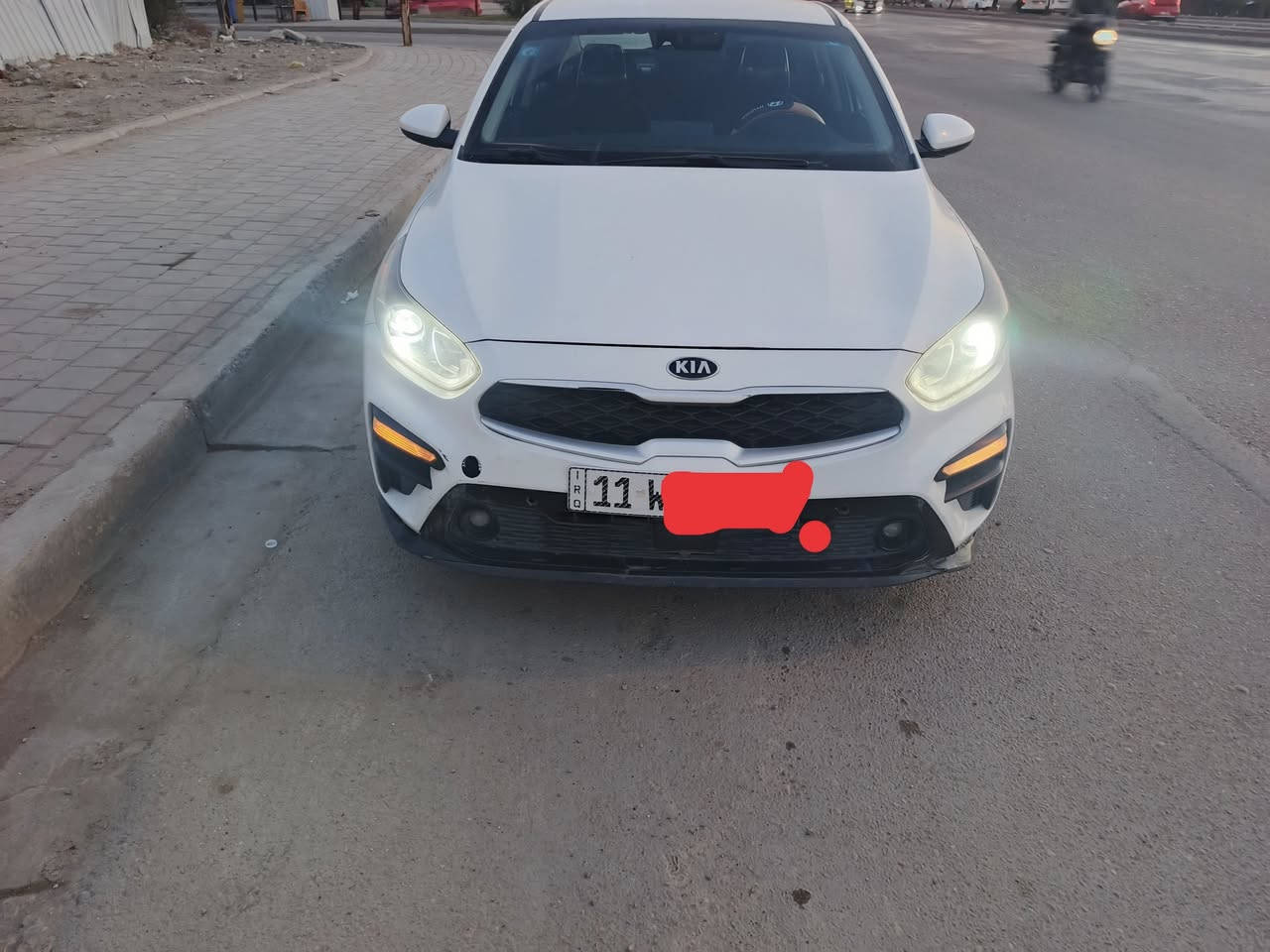 السلام عليكم فورتي للبيع
او مراوس صور حادث ناشره 
*********** وساب 
مكان البياع الاعلام
بدوان دواخل بدوان يرباك
