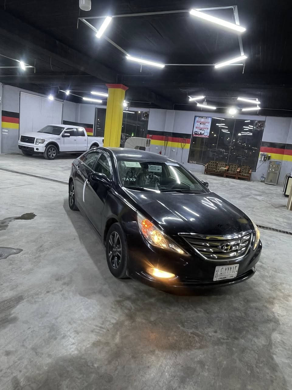 سلام عليكم سوناتا ٢٠١٣ سياره جاهزه من كلشي محرك وكير شرط تخم تاير تبريد ثلج سياره جاهزه من دعاميه لدعاميه مناقصه برغي ضرر بنيد طاير عله طارف لقماره من يم جام سعر ٨٨ وبيه مجال رقم ***********  مكان سياره تكريت
