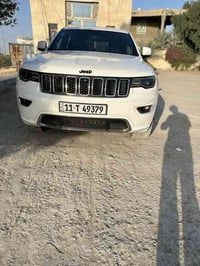 جيب لاريد موديل 2018اصل  حادث جاملغ أوبنيد بدون دواخل سياره فول مواصفا...