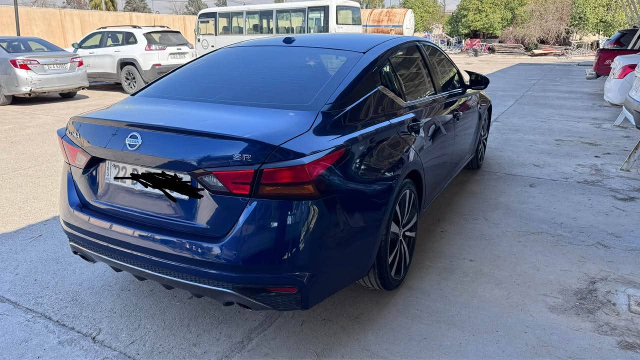 ألتيما ٢٠١٩SRيةك پارچةى بؤياغة أرباگ سوكان سيستةمة ٣-٤جئى ساردى هةية پى دى ئار كراية ديار نية ناوى نةگرتية ٨٢ميل رؤشتية بةسمة شةغال رادار گئرو مةكينة بةشةرت نةكرايتةوة 
١٢٣ كةمةك مةجال
*********** أربيل, العراق
