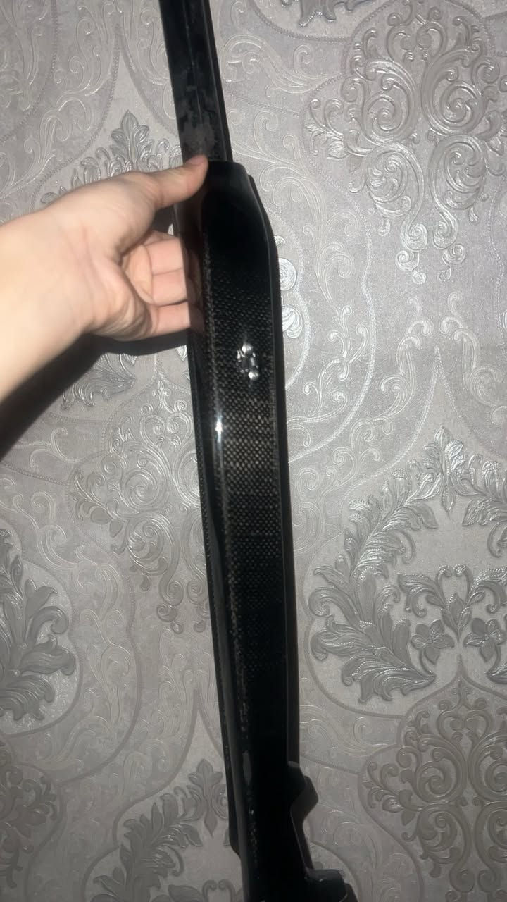 السلام عليكم من رخصة الادمن حبايب عندي ماشه رود ترحال او سباق كاربون فايبر الياف حقيقي وزن خفيف الياف حقيقي ومامستعمله ولامشدوده جديده وشخط مابيهه+عندي ستيرن كاربون فايبر الياف حقيقي مال c700 سباق او ترحال جديد مامشدود والعنوان بغداد نفق الشرطه لايوجد توصيل السعر اتصل وتدلل ***********وشكرا🤍
