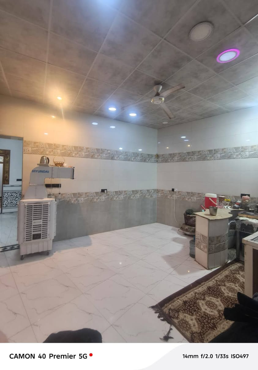 سلام عليكم
بيت زراعي مساحه ٢٠٠ متر كونكريت مسلح ركن 
بناء طابوق جديد جدا غرفتين وصاله ومطبخ وديوانيه وصحيات عدد٢  بيه وصل تطويب وانشمل بالخدمات الكامله العنوان قضاء سوق الشيوخ مقابل الاسماعليه الثانيه شارع سيد جاسم الطويرجاوي السعر ٨٣ مليون
للاستفسار الاتصال او واتساب ***********

