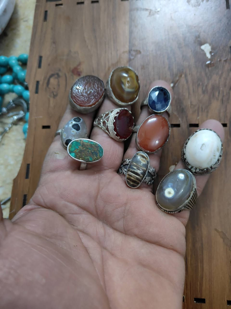 مرحبا عل 30 المحبس مكاني ميسان يوجد خدمة توصيل ***********
