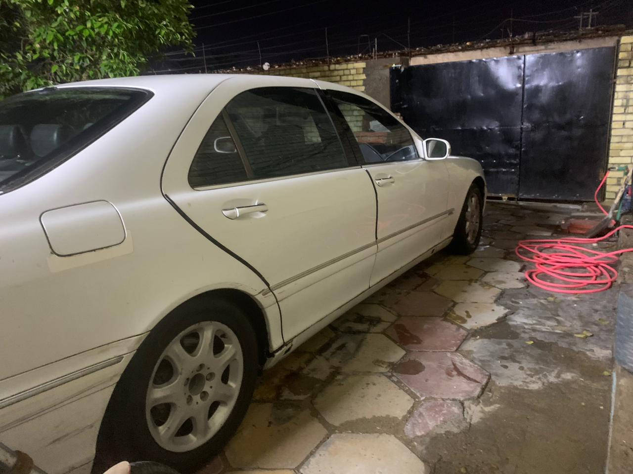 السلام عليكم مرسيدس غواص وارد يابان موديل 2002 
اس 500 8سلندر 
 لارج اعلى مواصفات فول للاخير ما حاجه نسولف مواصفاتها السياره اصوليه ضباره ورقم وسنوية صادره من المرور 
حاليا فقط وكاله باسم المشتري لان باقي دفع كمرك فقط وتتحول باسمك(مفتوح الكمرك )  
السياره جاهزه من الاصوليات مكفولة  كفاله عامه السياره بلا صبغ بلا ضربه 
ملغي الجوبلس حاليا دبلات عمليه جدا
منضومة 2005 سيدي جنجر وامبيفابر وصوت يخبل 
بيها ملاحضات 
للبيع والمراوس حسب القناعة 
سعر جدا مناسب 65
بغداد الشعب


**إذا كنت صاحب هذا الإعلان وتريد حذفه لأي سبب، رجاءا أرسل رسالة إلى الدعم الفني**