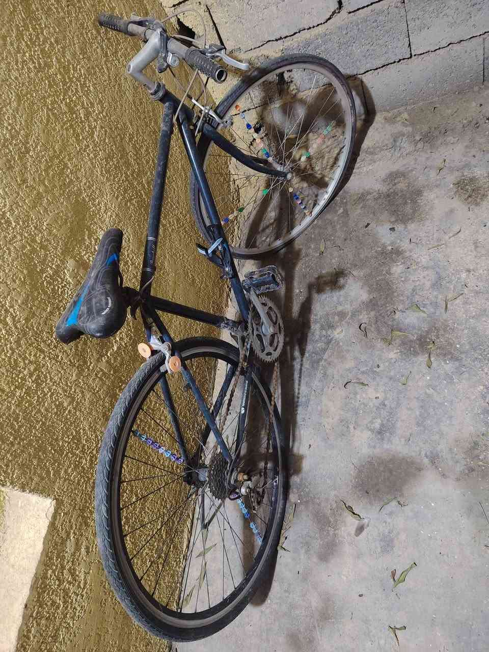 للبيع باسيكل رياضي عدد2 سعر125وبيهن مجال


**إذا كنت صاحب هذا الإعلان وتريد حذفه لأي سبب، رجاءا أرسل رسالة إلى الدعم الفني**