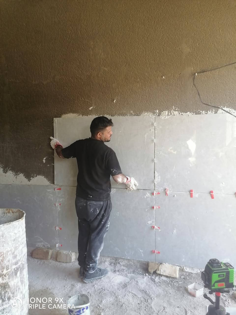 خلفه سيراميك ارضي جداري مرمر كاشي بورسلين كرانيت بايات شغل درجه اولئ سعر مناسب رقمي *********** متفرغ حاليا التزام بلعمل مكاني سماوه اشتغل محافضات شغلي عل متر
