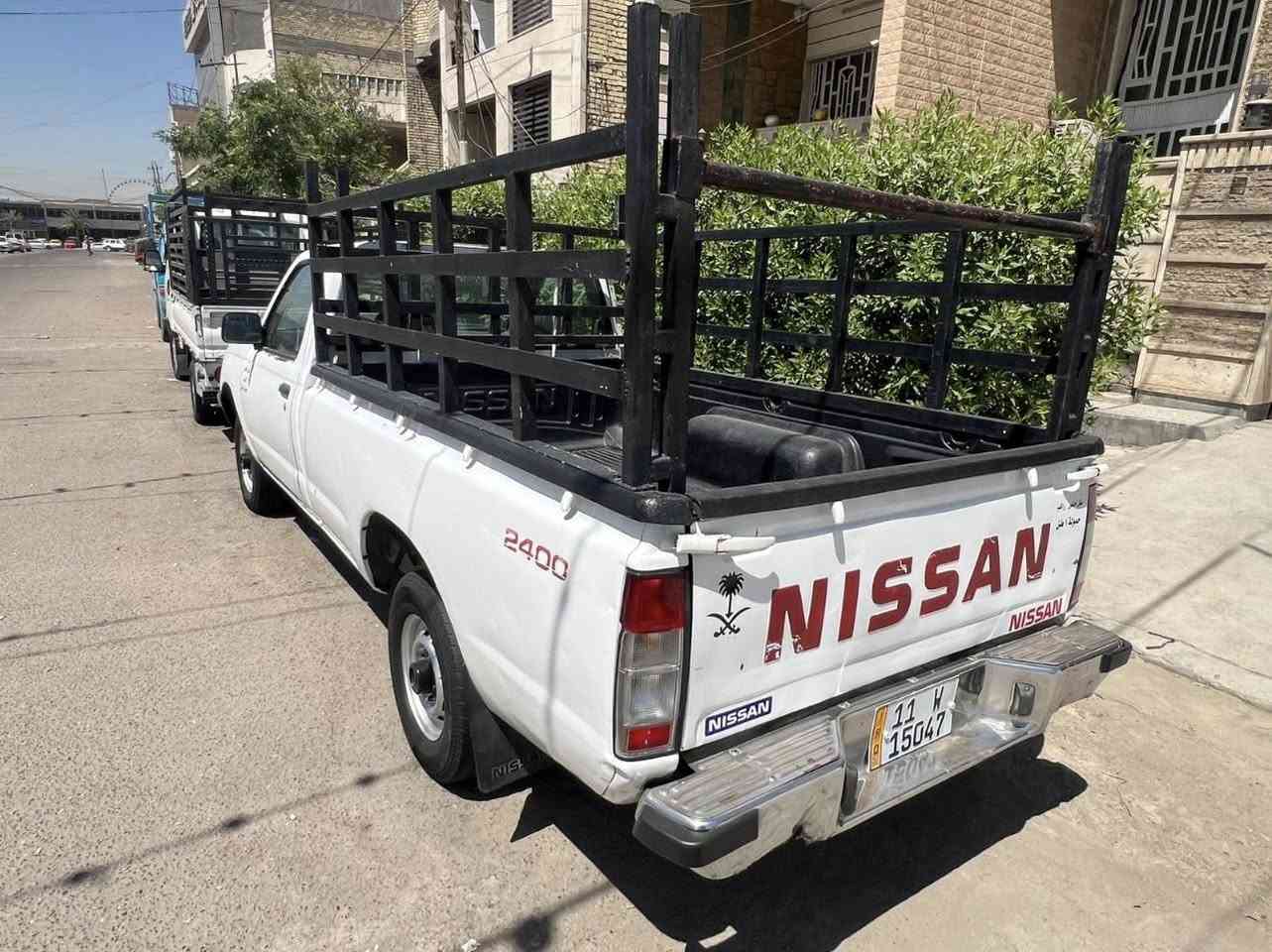 السلام عليكم للبيع بيكم نيسان مديل 2002. رقم بغداد إنكليزي ًً.  محرك.  2000.  كابريتر جديد. مكفوله من ضربه وكص مكانات صبغ بسيطه مال جرد.   شواصيً كفاله.  كير اكسن حداده. كله جديد.   تحويل مباشر. سنويه جديده. محجر غلاف دواخل كله جديد.      بدي. 5. جنكال.   جاهزه.      
   مكاني.  بغداد.          ***********.  اتصل وتدلل
