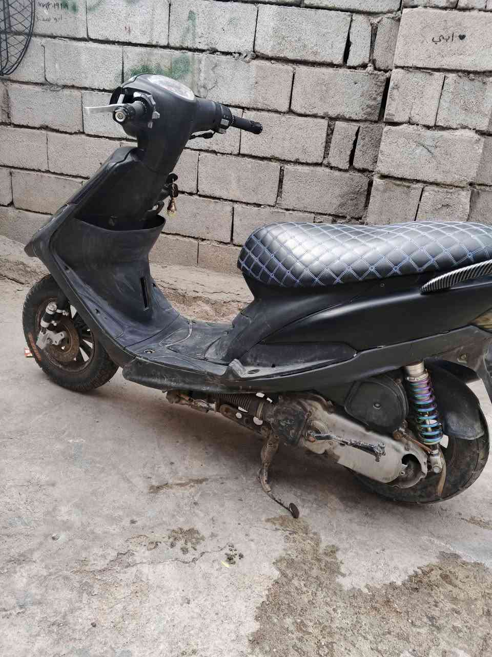 ماكس عدله نضيفه دراجه بلاديه محرك  كهربايات كله شقاله سعر 750و بي مجال مكاني ابو الخصيب  تواصل ***********
