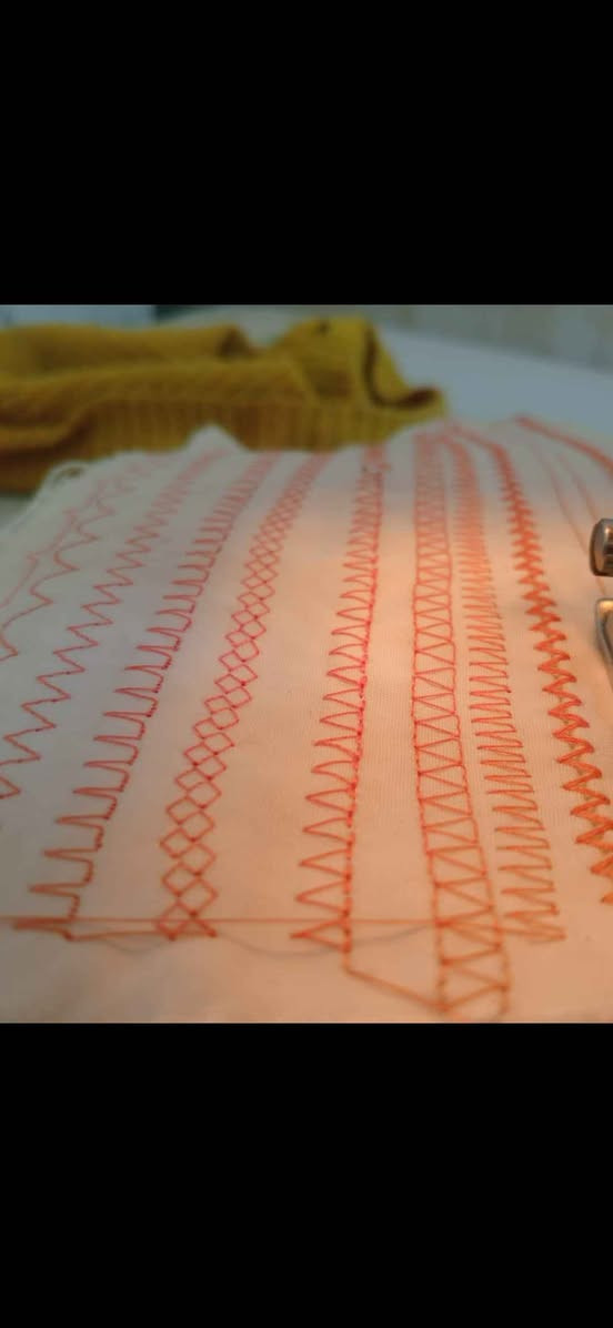 مكينه خياطه ياباني برذر كومبال ١٢ نقشه كلهن شغالات نضام تشغيل دواسه مكينه شرط بعدهي بكارتونه زلغ مابيه مكينه نضيفه وخياطه نضيف وكل نقشات تشتغل خياط وتطريز ونقشاته سعر ٧٥ الف وبيه مجال *********** للإستفسار ناصرية, ذي قار
