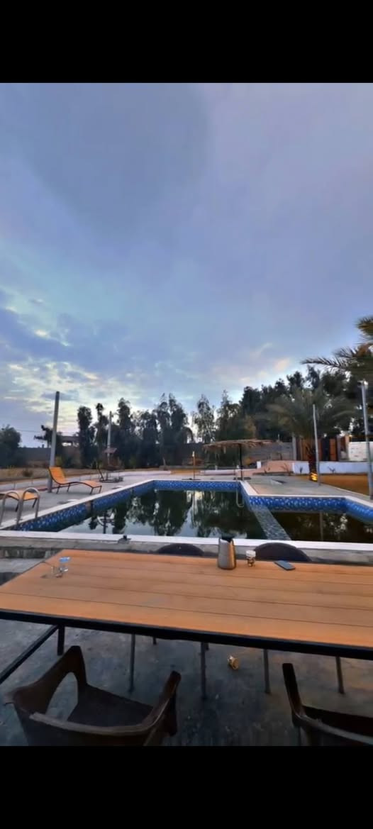 🌴✨ مزرعة استثمارية متكاملة للبيع ✨🌴

📍 الفلوجة – النعيمية قرب السد

🔹 المساحة: 4000 متر مربع
🔹 طابو سند 25
🔹 ركن على شارعين
🔹 بيت مؤثث بالكامل
🔹 مسبح متكامل
🔹 حدائق ومناظر طبيعية جميلة
🔹 جلسة خارجية مميزة
🔹 بيت خاص للحارس
🔹 نخيل مثمر وأشجار كبيرة متنوعة
🔹 تحتوي على عدة ألعاب ومرافق ترفيهية

💰 فرصة استثمارية جاهزة
تدر دخلاً شهرياً يتراوح بين 8 إلى 12 مليون دينار عراقي.

مناسبة للسكن الراقي أو للاستثمار كمشروع ترفيهي واستجمامي.

📞 للاستفسار والمشاهدة:
***********

📲 واتساب مباشر:
https://wa.me/9647808911638

#الفلوجة #النعيمية #مزرعة_للبيع #عقار_الفلوجة #استثمار #مزرعة_استثمارية #عقارات_العراق #عقارجي #بيع_مزارع #الانبار #الفرات #فرصة_استثمارية #مسبح #مزارع_الفلوجة
