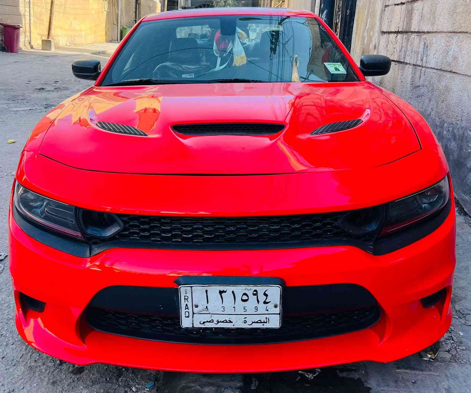 سلام عليكم جارجر هيمي 2018وارد كندي ابيعهه مصبوغه عام ضربتها بيبان ثنين سايق والوراه بدون اير باك سعر 150 مكان بصره ***********
