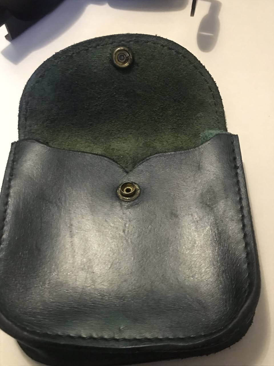 محفضة جلد اخضر تتركب بل حزام سعر ٢٠ الف اول تم قطعه وحده


**إذا كنت صاحب هذا الإعلان وتريد حذفه لأي سبب، رجاءا أرسل رسالة إلى الدعم الفني**