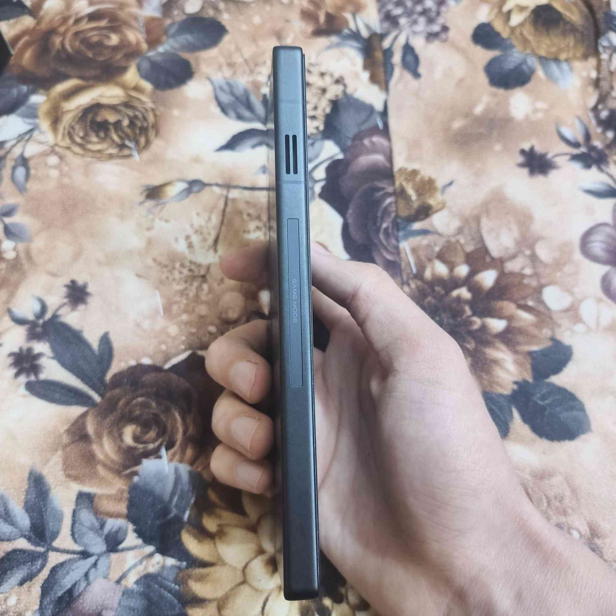 للبيع متوازي  ريد ماجك 11 ابرو النسخه العالميه مستعمل فقط 20 يوم الجهاز شخط واحد ما بي 
الذاكره 256
العشوائيه 12+12
الجهاز فول بلالعاب 
مكاني كربلاء حي العامل قرب جامع ال شبل او رسول الاعضم 
سعره 940 الاف وبي مجال شي قليل 
رقم الهاتف واتساب ***********
