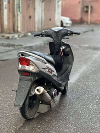 دراجه ماكس للبيع دراجه مكفول من كلشي ختم واحد بس مالته غيرته لون ازرك ...