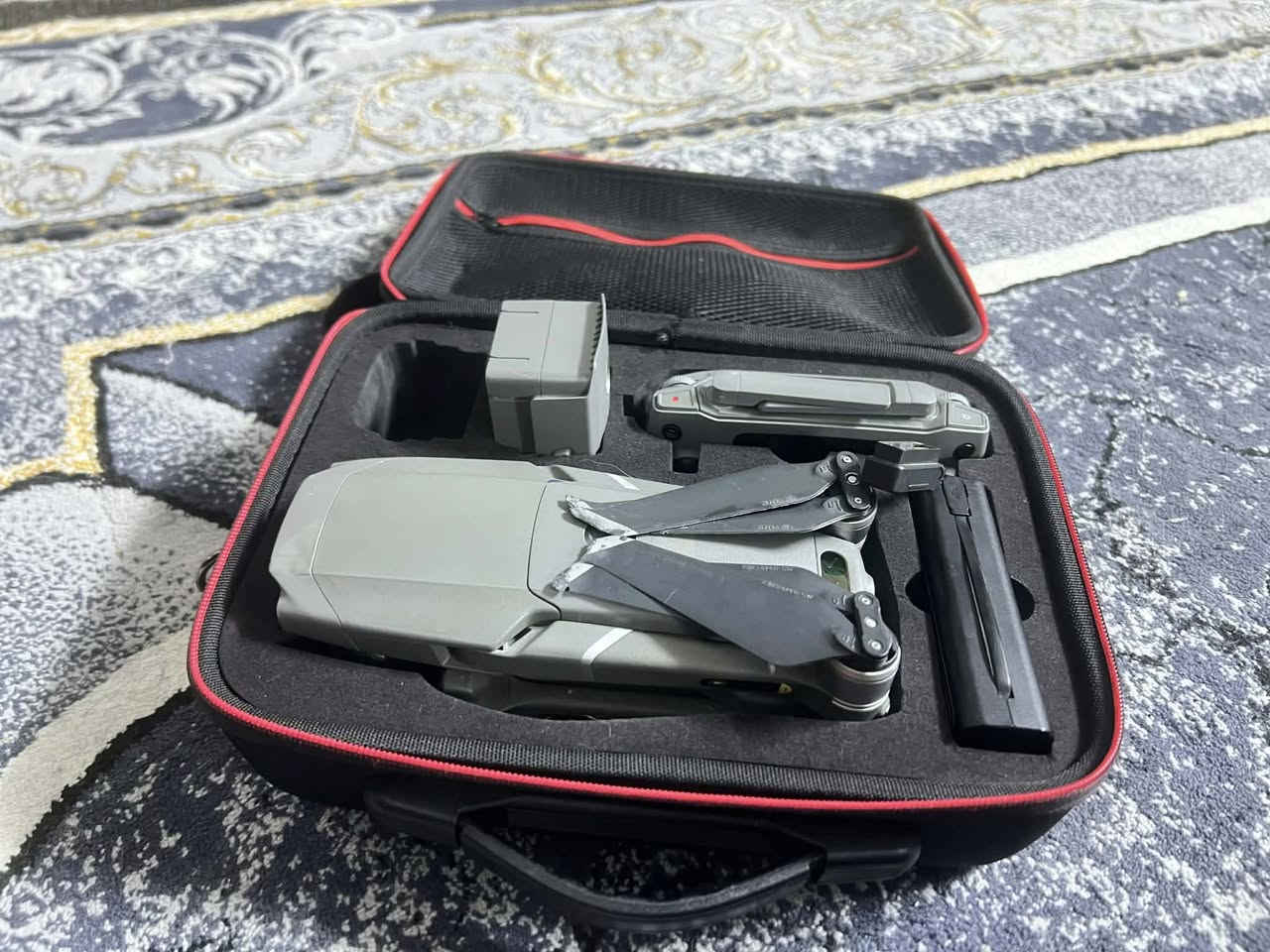 Dji Mavic 2 pro درون 
  إنه نظيف للغاية، بطاريتان ویاها
السعر 650  ألف
التوصيل إلى أربيل فقط


**إذا كنت صاحب هذا الإعلان وتريد حذفه لأي سبب، رجاءا أرسل رسالة إلى الدعم الفني**