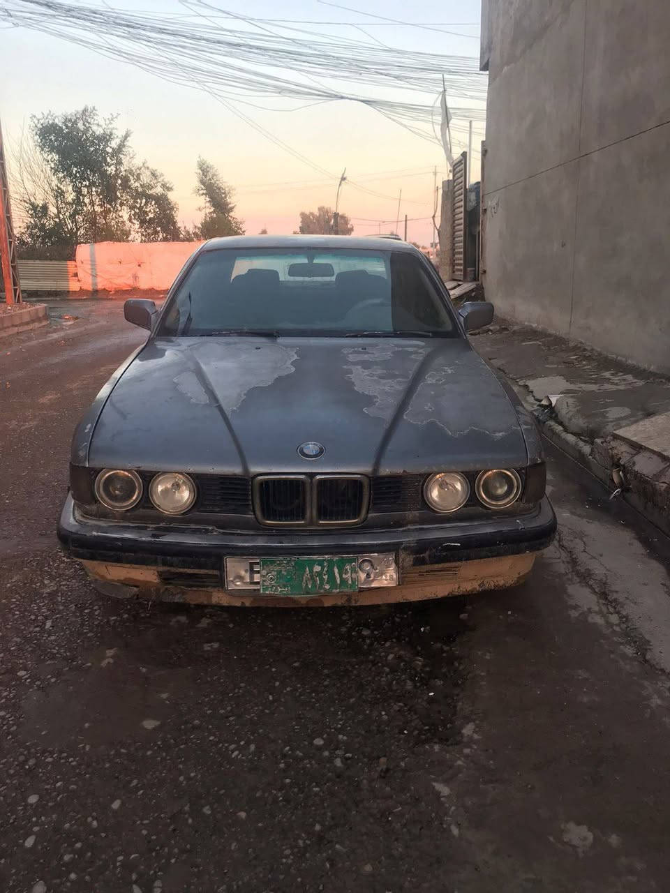 السلام عليكم اخوان السياره للبيع جير وماكينه اكسنت كله شغال سياره سعرها 20 ووكاله من الوكيل وبيها مجال بسيط وبيها مجال بسيط للشراي عنوانها الموصل الرشيديه ***********
