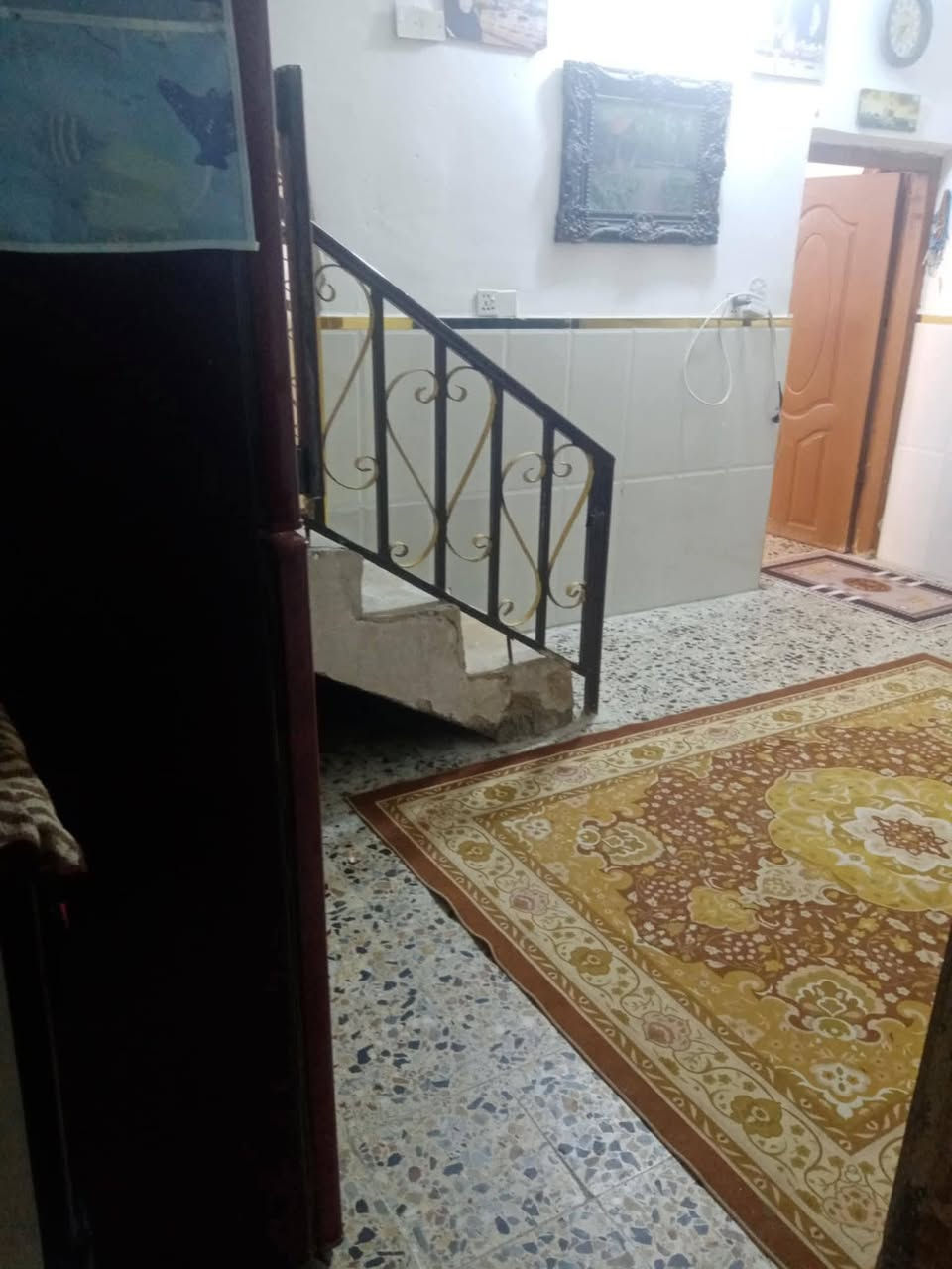 دار للبيع
شعب مقابل الجامع المحروك 
ركن مساحة لبيت 60  متر ناصي عن شارع 
خدمات كاملة ماء كهرباء تبليط ورصيف  
واقع حال مكاتبة فقط  

السعر 44
