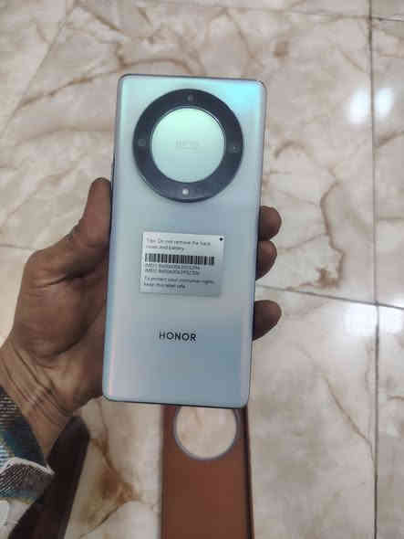 السلام عليكم
جهاز #هونر X9A
ذاكره 256
#بطاريه 5100
دبل #شريحة
كامل ملحقات جديد

#السعر 250 معه #المجال

مكاني كربلاء: ***********
