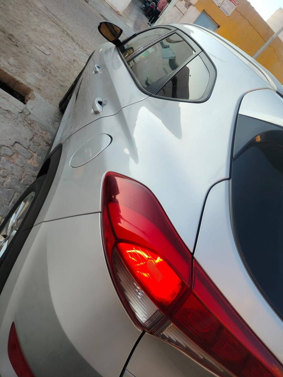 توسان امريكي موديل 16 حادث بس الجاملق امامي حداديه كير محرك مكفولات رقم ذي قار مكاني قلعه سكر 
السعر 130وبيه مجال تصال ***********
***********
