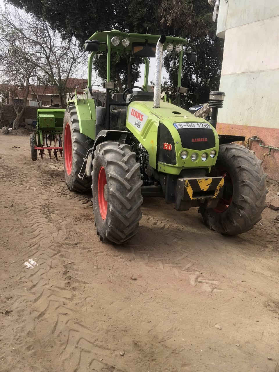 للبيع جرار الكلاس ١١٠حصان
٠١٠١٧٤٢٤١٥٥


**إذا كنت صاحب هذا الإعلان وتريد حذفه لأي سبب، رجاءا أرسل رسالة إلى الدعم الفني**