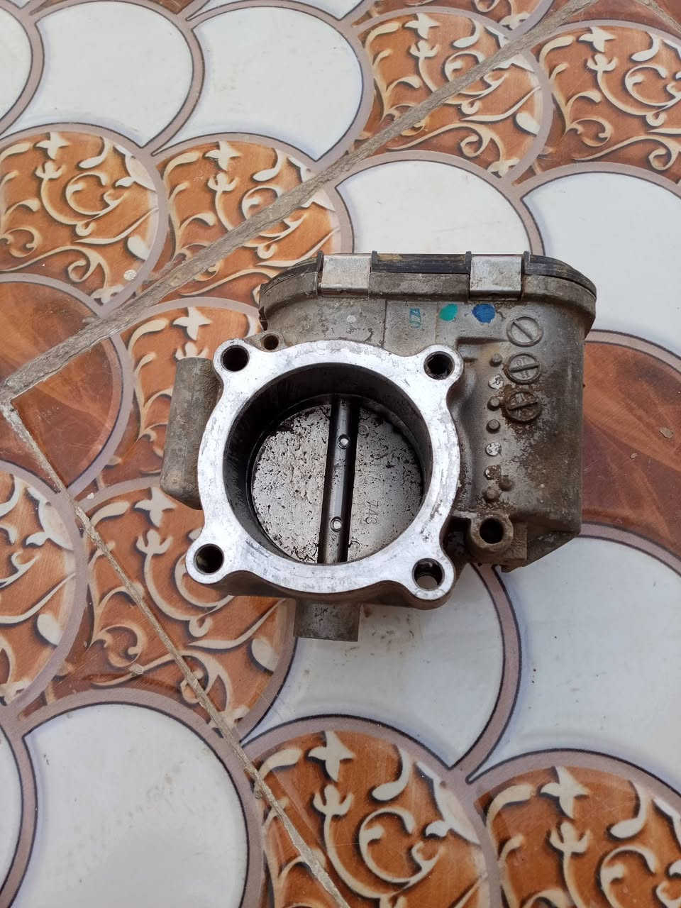 جويتر أي فايف شيري ما ل تفصيخ وبريش للبيع شرط الشغل انضاف حيل
تفصيخ اثنيهن100الف شرط الشغل
اتصل ***********
