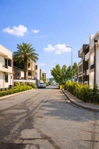 قطعة ارض50متر  للبيع في   زيونة محلة 714 موقع سكني ممتاز شارع   ورصيف ...